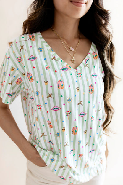 Women's Relaxed Fit V-Neck in Honeydukes