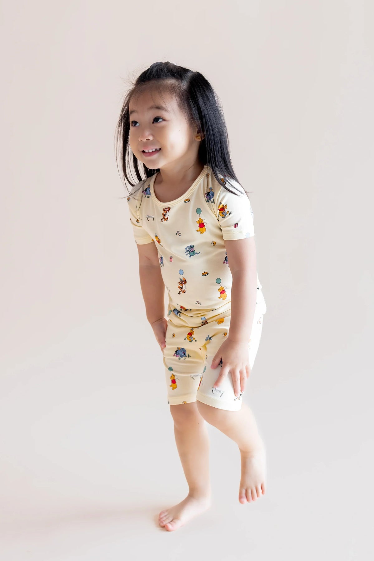 Short Sleeve Pajamas in Winnie the Pooh Celebration
