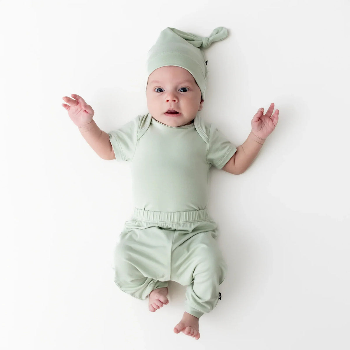 Knotted Cap in Basil