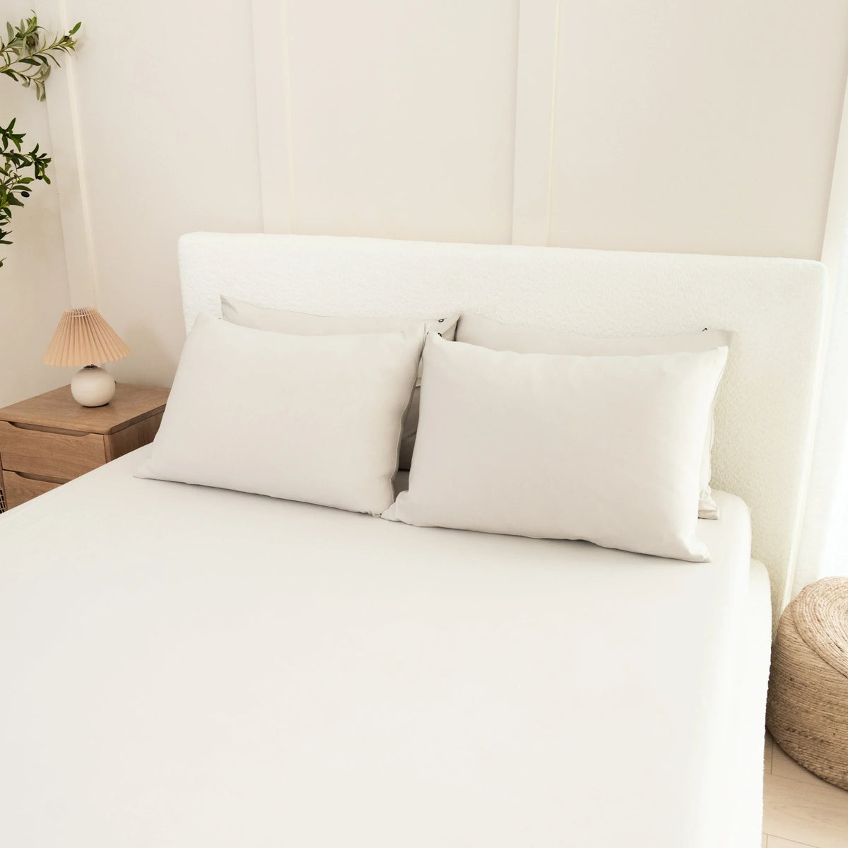 Fitted Sheet with Pillowcases in Oat